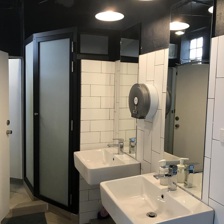 Niitra Hostel Ban Khlong Nang Li Bagian luar foto