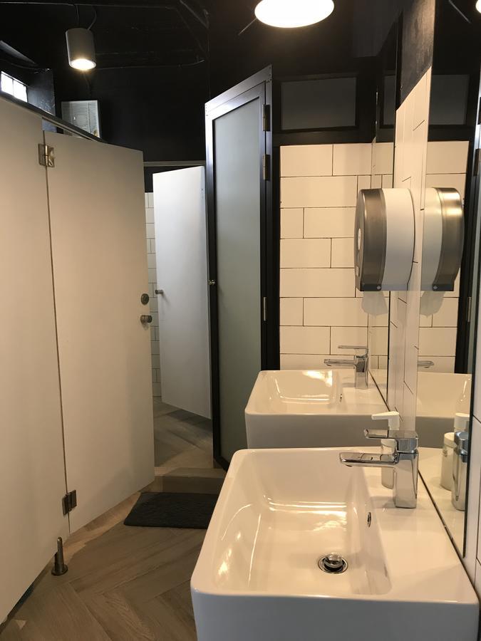 Niitra Hostel Ban Khlong Nang Li Bagian luar foto