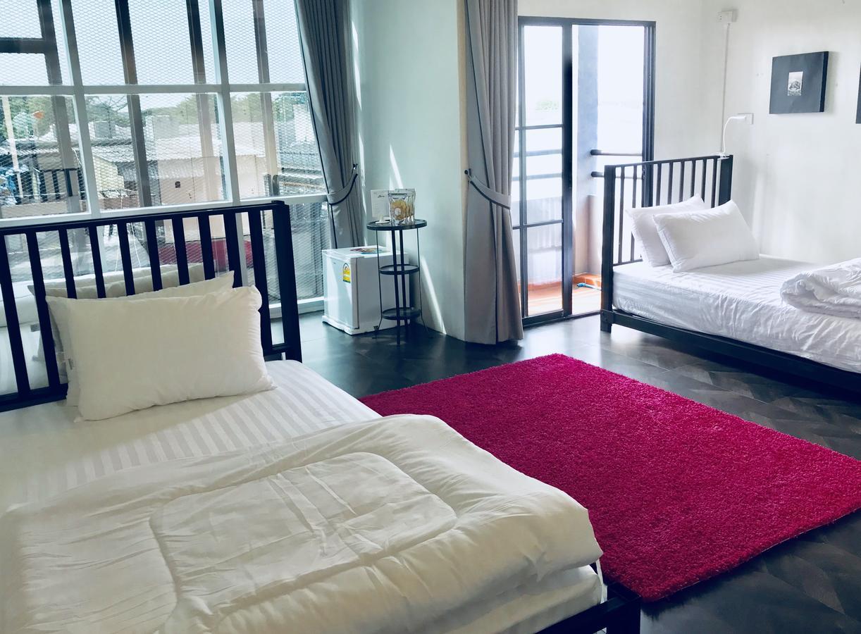 Niitra Hostel Ban Khlong Nang Li Bagian luar foto