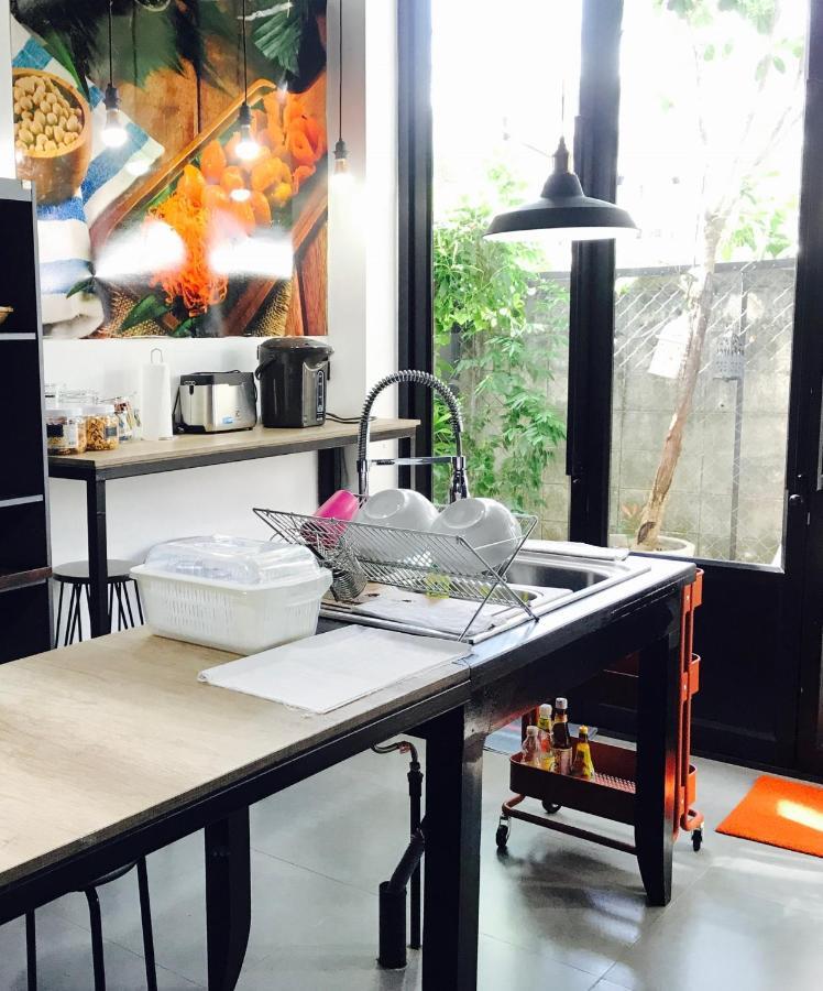 Niitra Hostel Ban Khlong Nang Li Bagian luar foto